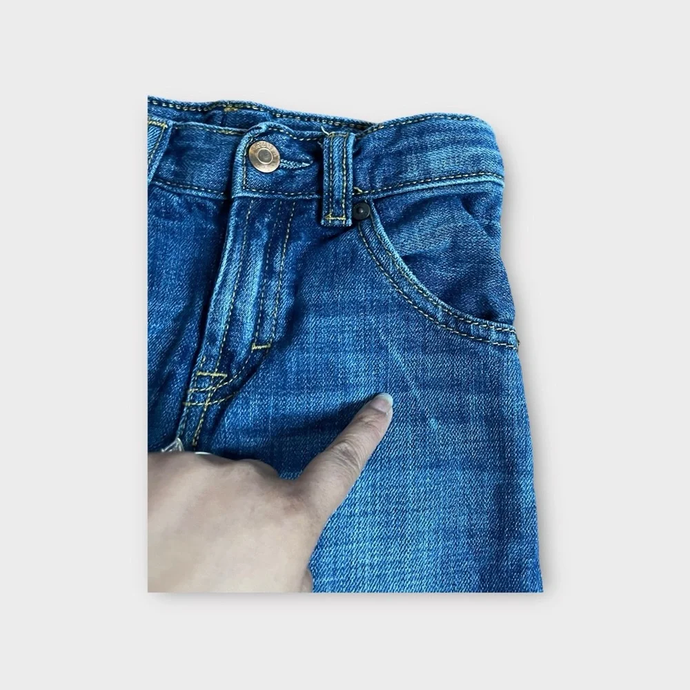 Gap Raw Hem Medium Wash Jean Shorts